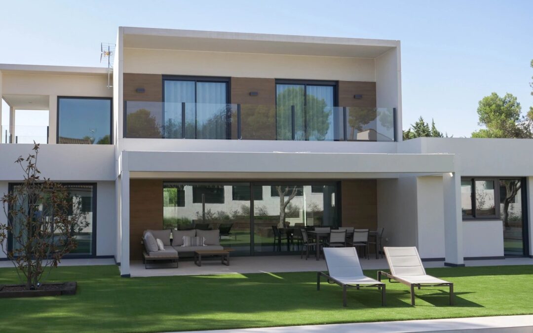 Cómo elegir la mejor orientación de una casa prefabricada