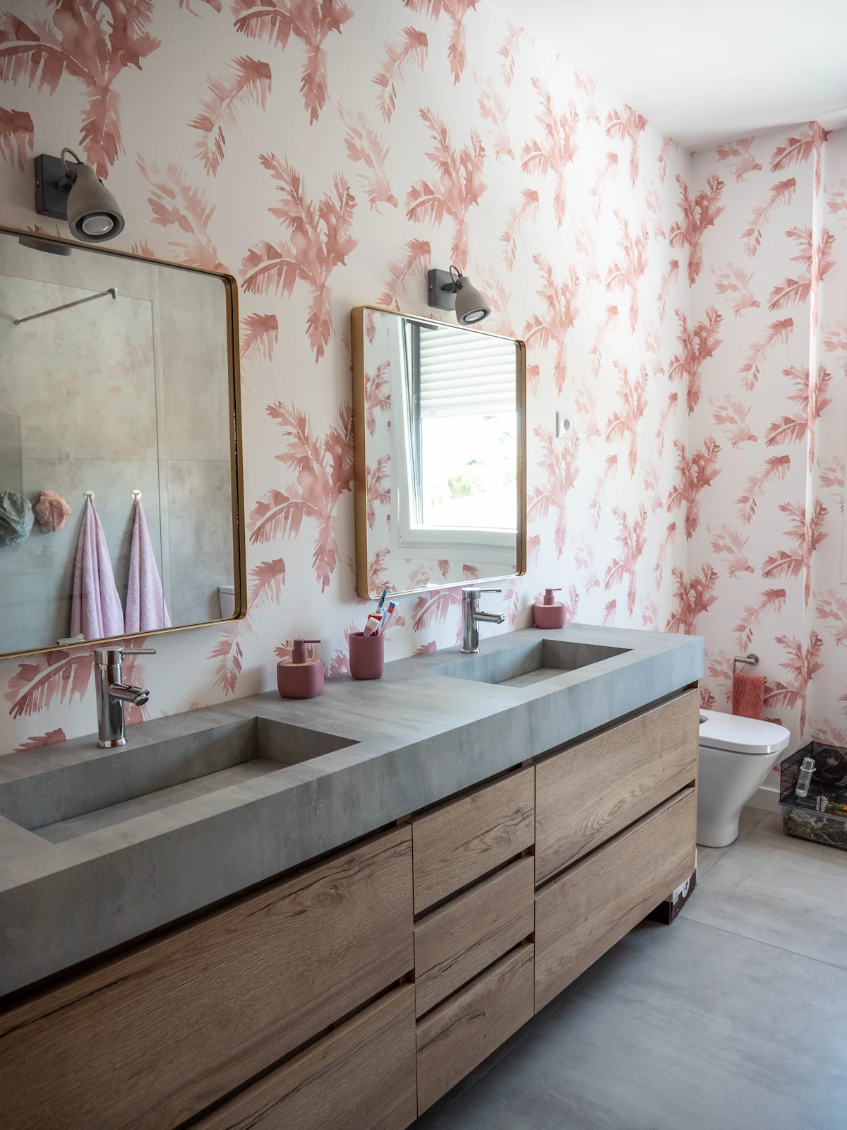 baño rosa vivienda prefabricada pozuelo