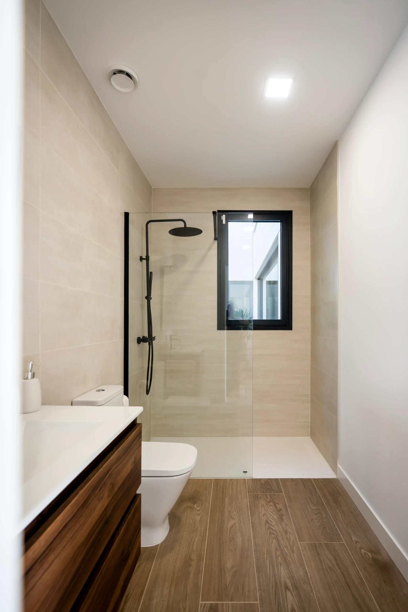 baño minimalista vivienda torre