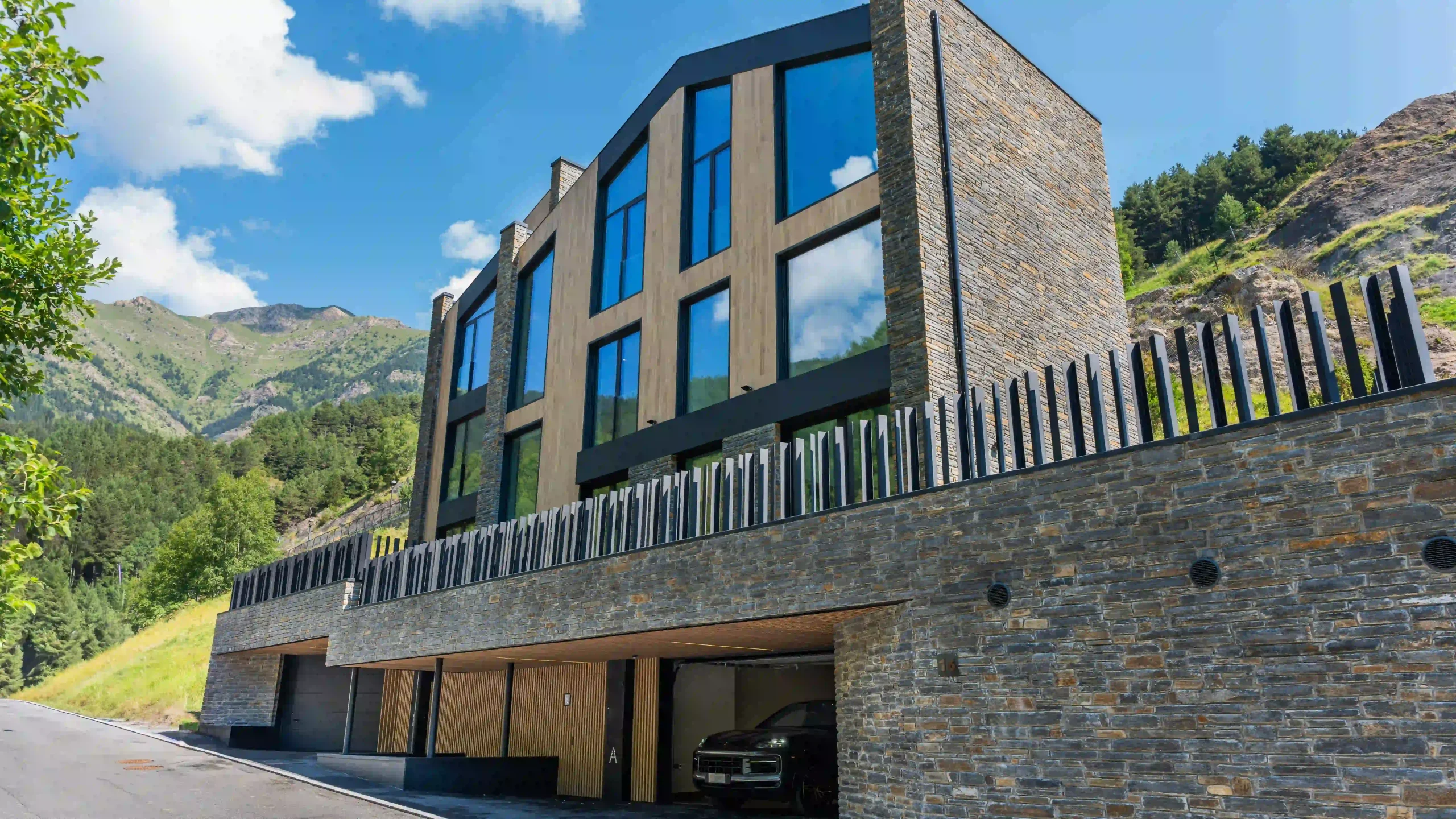 articulo blog el futuro de la arquitectura son las casas prefabricadas: sostenibilidad, rapidez y eficiencia