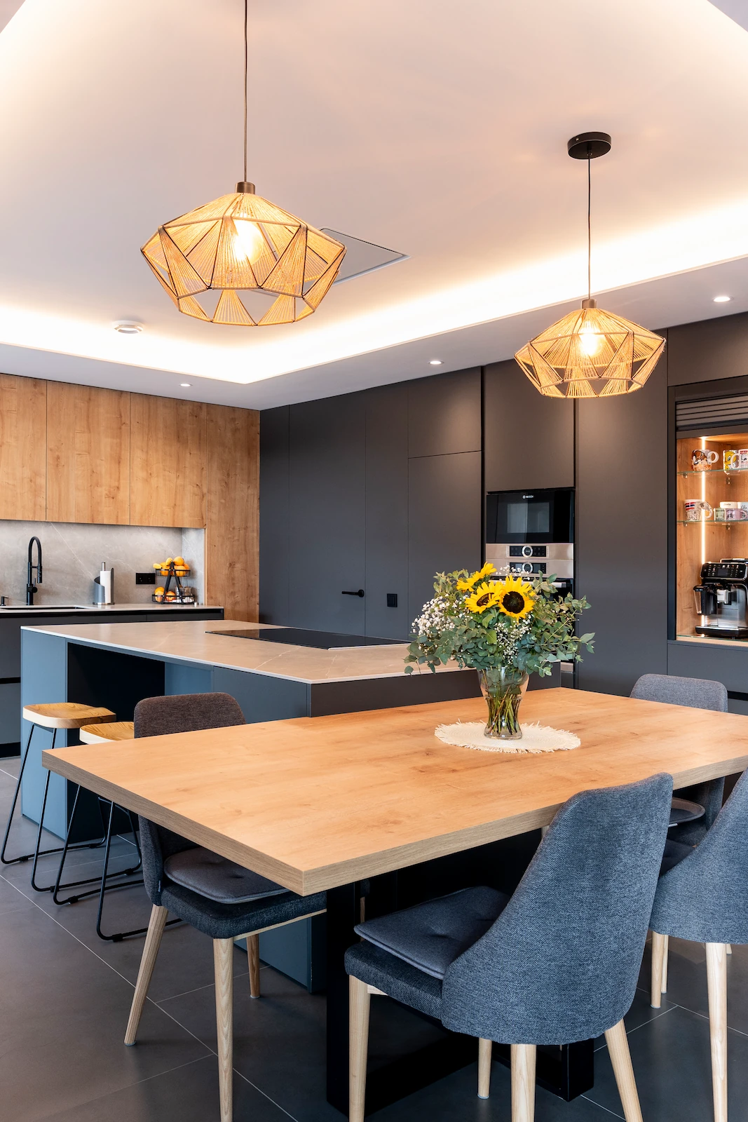 piscina y exterior casa en cadiz